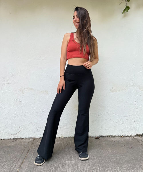 ~ PREVENTA Pantalon pata elefante mezclilla Negra ~