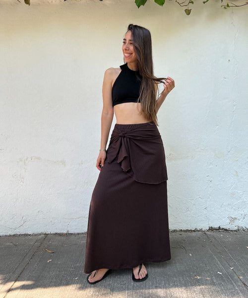 ~  Falda Om Cafe con forro + Pareo ~