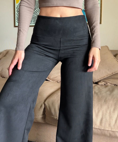 ~ PREVENTA Pantalon Libre Gamuzado NEGRO~